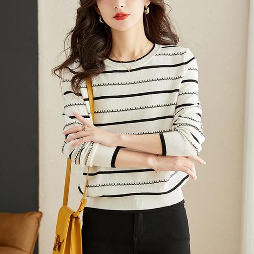 条纹针织衫女长袖春秋季2023新款洋气毛衣春秋打底衫宽松女人味上衣 商品图3