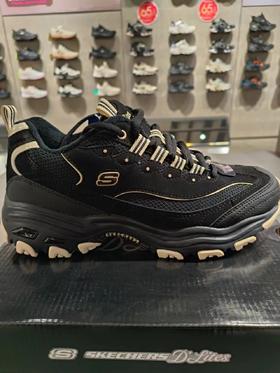 二店 斯凯奇女运动鞋