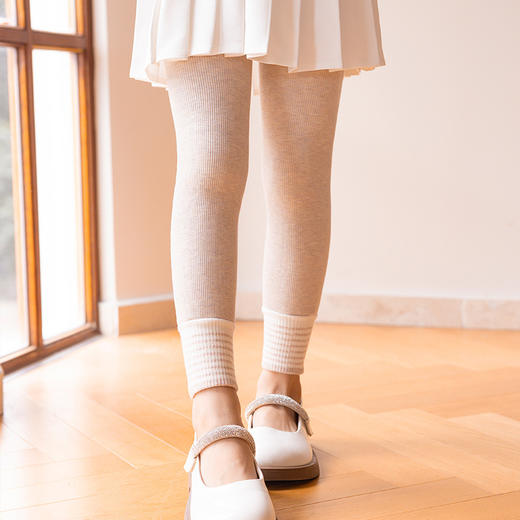 【儿童一体绒保暖裤！加绒加厚】秋冬季女童打底裤可外穿打底裤，紧身弹力 透气不闷热；加绒加厚，送走寒冷。柔软亲肤面料，娇嫩呵护 一身时尚潮范-QQ 商品图5