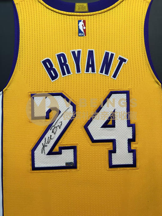 收藏系列 科比 湖人队24号黄色 亲笔签名球衣 商品图2