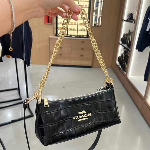 🇺🇸1499包邮！Coach 新款Charlotte shoulder bag法棍腋下包 商品图3