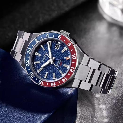 西铁城/CITIZEN 商务休闲Series 8系列格纹盘耐磁机械男表NB6030-59L 商品图1