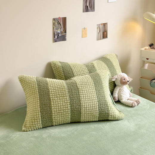 新款月亮绒提花四件套 商品图8