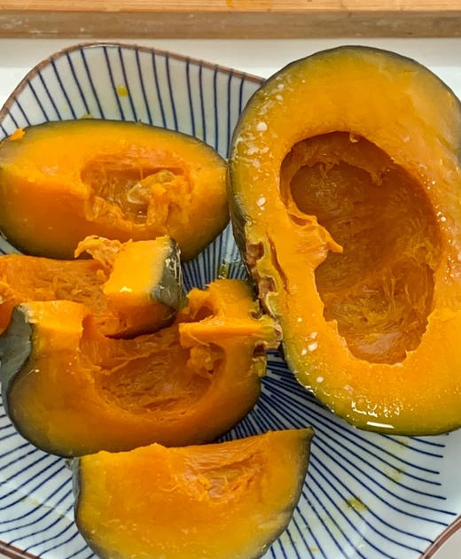 贝贝南瓜自然转糖，风味更佳，自然生长，坚持不催熟，粉糯沙面，甜度高，精挑细选！3-4粒/袋，3.5斤/份 商品图1