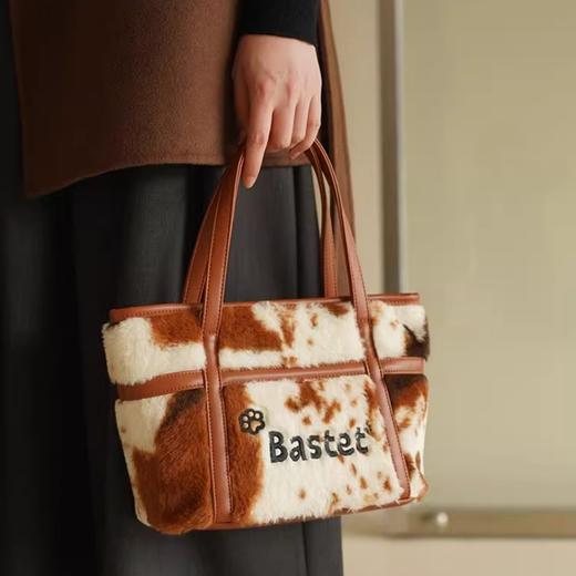 大英博物馆 盖亚·安德森猫和她的朋友们系列 毛绒拼接时尚手拎包斜挎包 商品图3