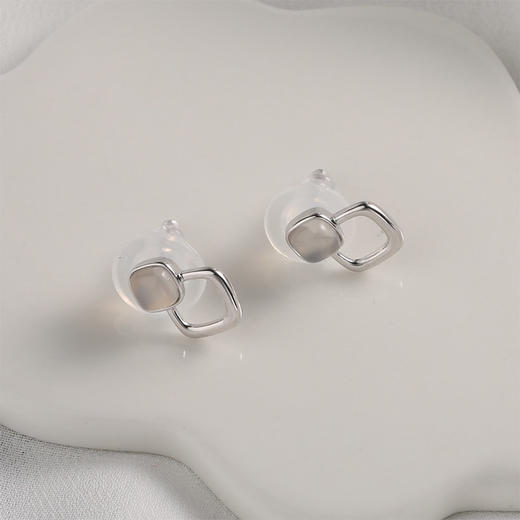 【宏艺珠宝】白月秋南·银s925耳饰 商品图0