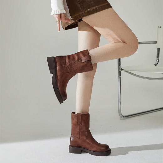 西遇复古中筒靴女新款秋冬美拉德宽筒西部靴棕色方头厚底短靴D2234314 商品图2