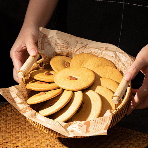 【酥脆口感！浓郁坚果醇香】纯手工巴旦木，果仁香醇！酥脆美味，红糖肚脐饼粗粮饼干夹心办公室下午茶馋嘴零食小吃整箱 商品图3