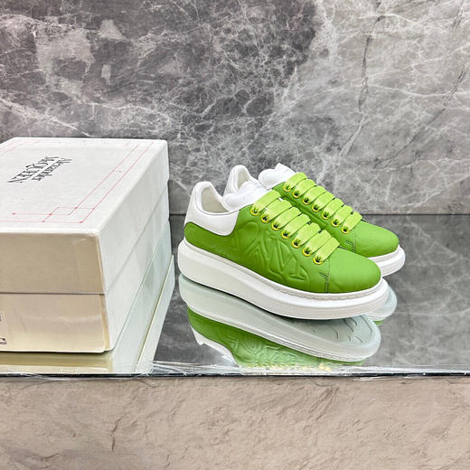 秋冬特惠💰600 纯原版本 # Alexander McQueen/亚历山大麦昆 2023ss 弯底系列 商品图0