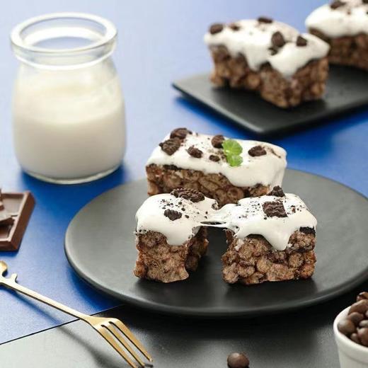 【蛋香浓郁松软！沙琪玛奶盖】巧克力慕斯，巧克力曲奇碎，蛋香+奶香软糯细腻，休闲沙琪玛代餐独立包装盒装网红零食健康 商品图1