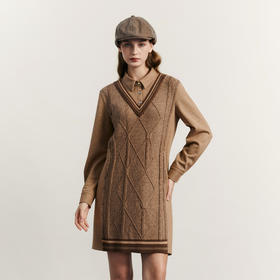 谜底毛织拼接连衣裙长袖2023冬季新款学院风H型直筒裙女234ML1562