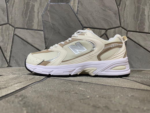秋冬特惠💰300 新百伦New Balance NB MR530系列 复古老爹风网布跑步休闲运动鞋 小众老爹鞋 商品图0