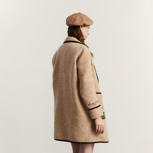 谜底羊毛呢大衣女2023冬新款学院风设计感绣花宽松外套234MD1527 商品图2