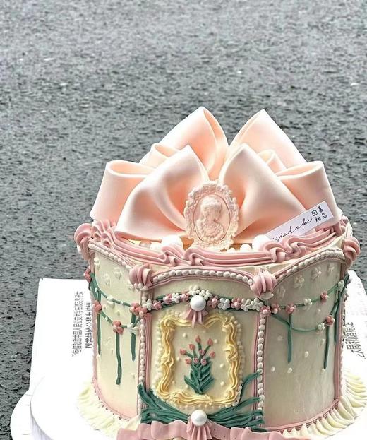 黑巢-粉色翻糖皇后定制生日蛋糕 商品图1