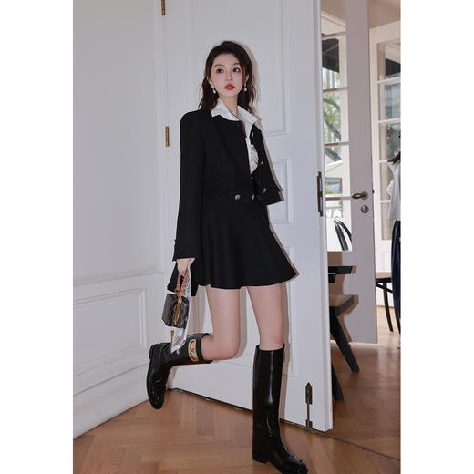 清仓捡漏 LIN CHAO ZHANG 【南韩顶奢女团套装】西装+衬衫+背带 商品图2