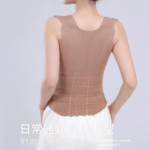 【秋冬款羊毛衫，一体式自带胸垫】温柔如诗，胸垫延展完美曲线，修身自如，添色女性魅力。保暖加厚内衣，为你的细腻肌肤注入温暖爱意。成为最亮眼的时尚焦点，让你美丽芬芳红遍整个秋冬！ 商品图1