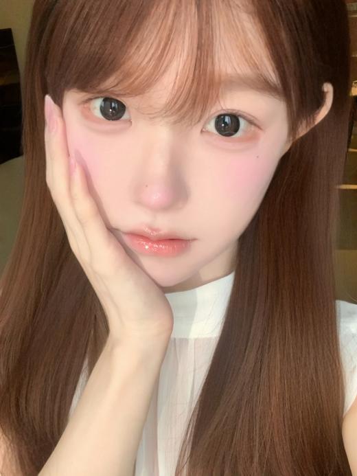 Gugucon旗下 |  黑牛奶&热红酒｜14.4mm白狮参考着色中等直径｜ 日抛  一盒十片装 商品图3