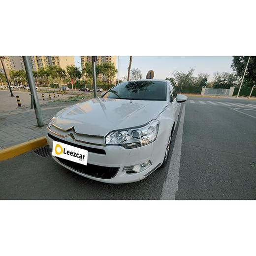 雪铁龙 C5 2.3L 自动尊驭型【长租-北京】 商品图1