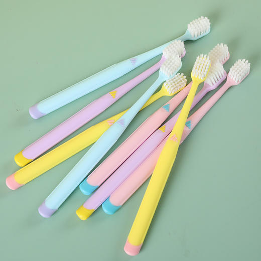 「8支桶装！轻柔羽感」冰淇淋色细软成人家用家庭装软毛牙刷 口腔护理 商品图3