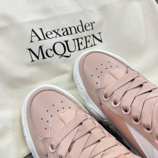 秋冬特惠💰600 纯原版本 # Alexander McQueen/亚历山大麦昆 2023ss 弯底系列 商品图7
