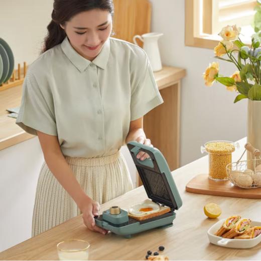 柏翠（petrus）早餐机 三明治机轻食机吐司烤面包机多功能 PE2310  淘气 商品图0