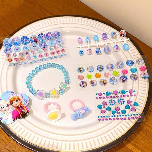 【卡通儿童美甲贴套装！安全可靠】儿童指甲贴高清可爱美甲贴，片装扮贴精美儿童指甲贴套装，时尚又实用的装扮贴，打造精致美甲，款式多多 可爱萌趣 不伤指甲 商品图3