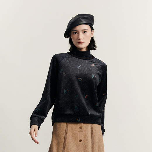 谜底圆领套头卫衣女2023冬季新款复古主题印花宽松上衣234MV1542 商品图0