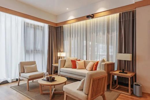 【峨眉山·花间观山月酒店】299抢住792元Loft汤池房，499享花间双卧汤池房，699享花间三卧汤池房套餐！周末不加价！有效期至2023.12.28 商品图5