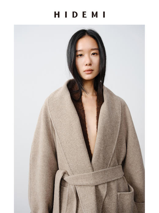 HIDEMI 澳洲美利奴羊毛粒绒翻领腰带设计感慵懒厚款燕麦夹花大衣 商品图2