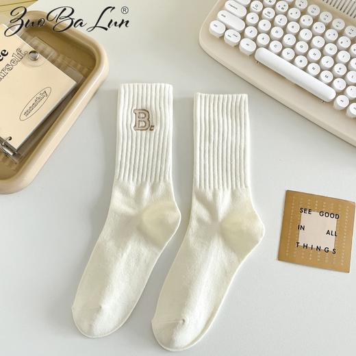 【49.9/五双！柔软刺绣棉袜】全棉袜子女士中筒袜秋冬，纯棉字母堆堆袜学院风潮流长筒袜，展现潮流学院风。寒冷袭来，追求时尚与舒适并存 商品图7