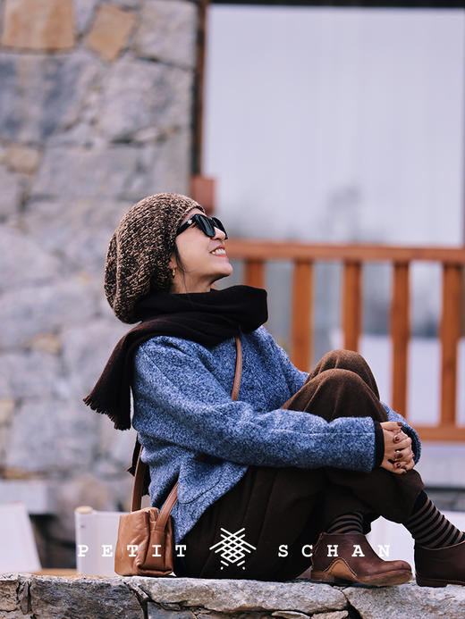 PETIT SCHAN小闪 CLO#378 reading letters 读信 针织纹理复合100%澳毛秋冬厚呢外套 商品图3