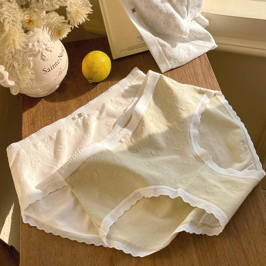 【59.9/5条！A类婴儿棉少女内裤】女士内裤5A级，纯棉少女内裤无痕简约舒适三角裤女，纯棉材质，温柔呵护宝贝肌肤 商品图1