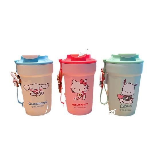 【凯蒂猫高颜值咖啡杯，引领潮流】触手可及的316不锈钢材质大容量，让你的咖啡时刻保持温暖。学生必备，轻盈便捷的设计，方便携带。三丽鸥水杯，品质保障，打造畅销爆款！ 商品图4