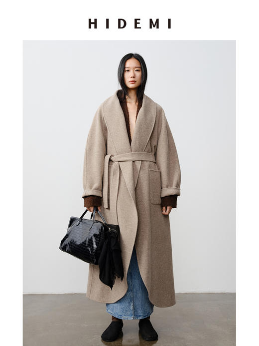 HIDEMI 澳洲美利奴羊毛粒绒翻领腰带设计感慵懒厚款燕麦夹花大衣 商品图0