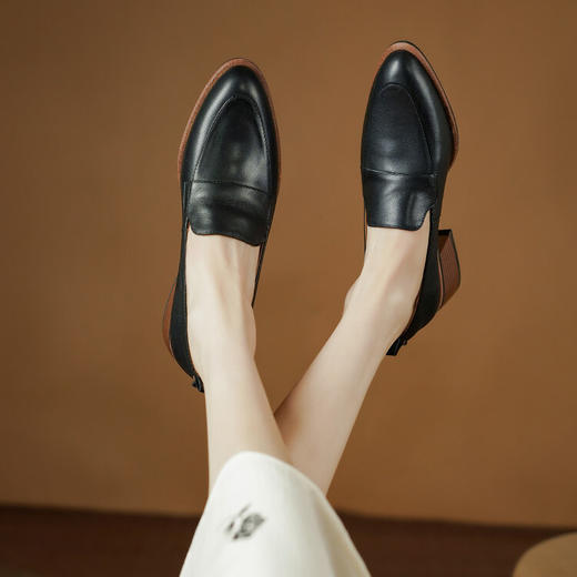 头层牛皮质感复古皮鞋，粗跟单鞋舒适中跟乐福女鞋PS1215 商品图3