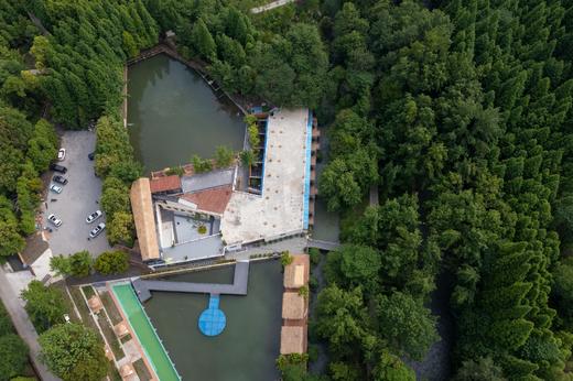 【觅趣615号院—都江堰】¥499起住原价¥588园景私汤房！坐拥60亩森林湖泊！送守望岛营地探秘sys 商品图5