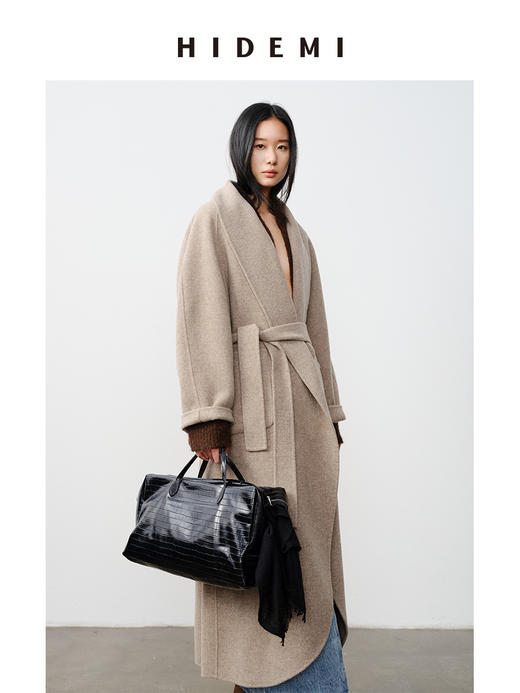 HIDEMI 澳洲美利奴羊毛粒绒翻领腰带设计感慵懒厚款燕麦夹花大衣 商品图4