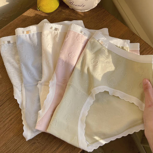 【59.9/5条！A类婴儿棉少女内裤】女士内裤5A级，纯棉少女内裤无痕简约舒适三角裤女，纯棉材质，温柔呵护宝贝肌肤 商品图3