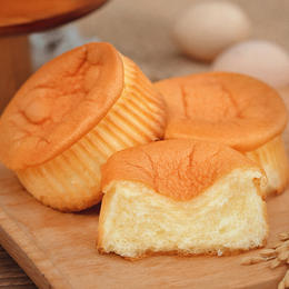 【驼奶凹云蛋糕】沙漠驼奶粉添加，55%全鸡蛋液添加，口感绵软，微甜不腻