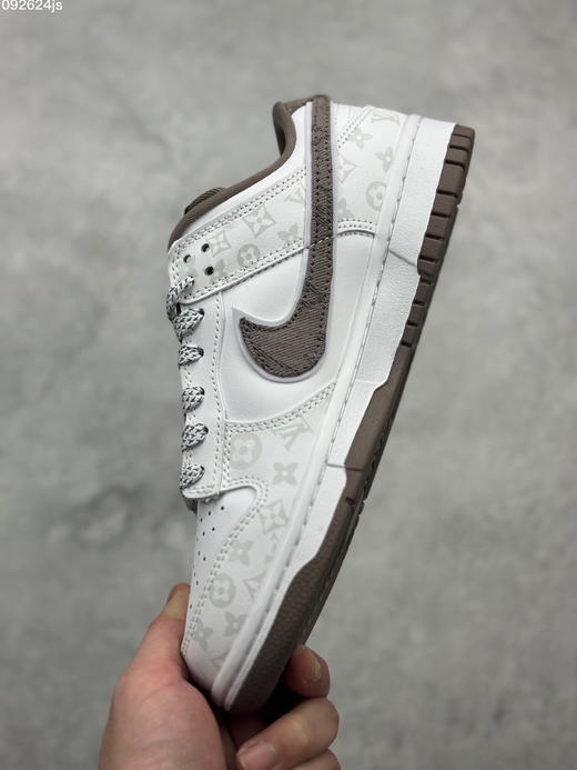 秋冬特惠💰430 官方定制款限量发售！公司级 Nike SB Dunk Low “ LV联名-深灰暗夜精灵 ” 高端定制 低帮休闲板鞋 商品图6