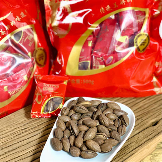 【2025新货！特好剥开口香榧】果之澜精选老树香榧，资深师傅传统工艺炒制，两道人工筛选坏籽率低，开口更好剥更咸香，内置独立小包装方便携带。净含量500克/袋，江浙沪皖顺丰包邮~ 商品图0