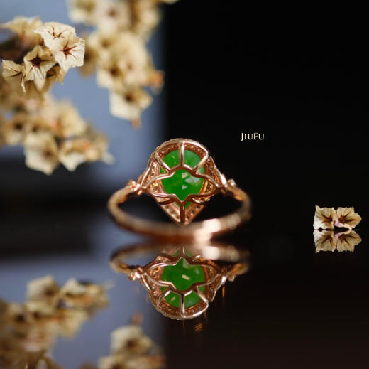 18K玫瑰金和田玉（碧玉）满钻戒指--臻爱/双面切割水滴7*10mm/苹果绿 商品图2