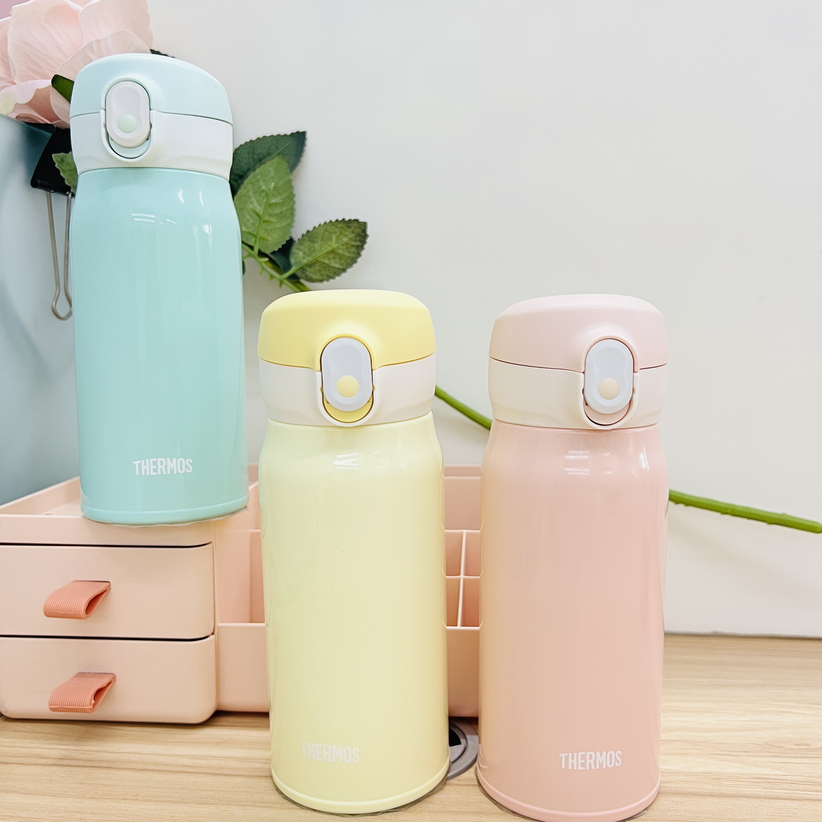 膳魔师 时尚糖果推推杯真空保温杯TCMC-400S