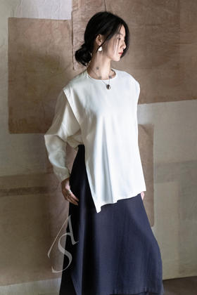 Toogood 本白PARCHMENTER真丝开片上衣