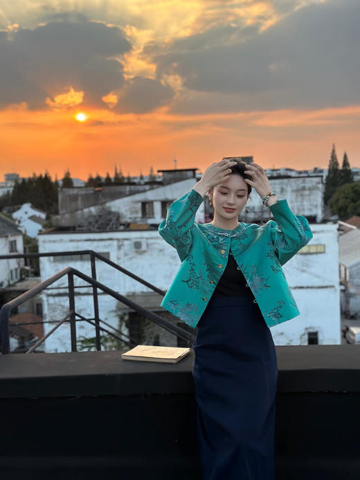 盛唐牡丹 |孔雀绿真丝漳绒圆领外套 商品图5