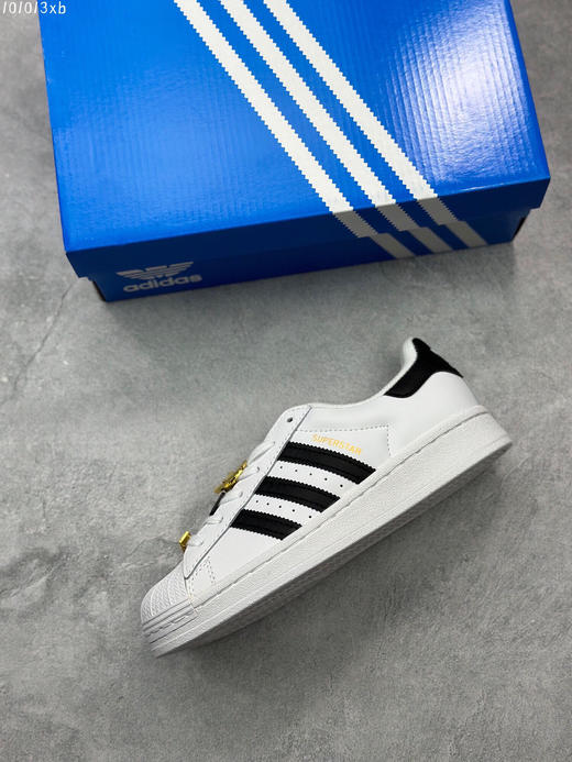 秋冬特惠💰330 Adidas Originals Superstar "White" 经典贝壳头系列低帮百搭休闲运动板鞋 商品图2