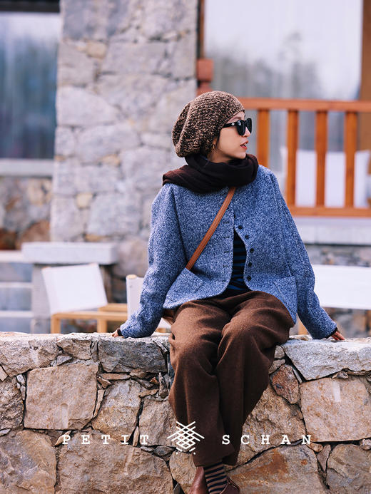 PETIT SCHAN小闪 CLO#378 reading letters 读信 针织纹理复合100%澳毛秋冬厚呢外套 商品图0