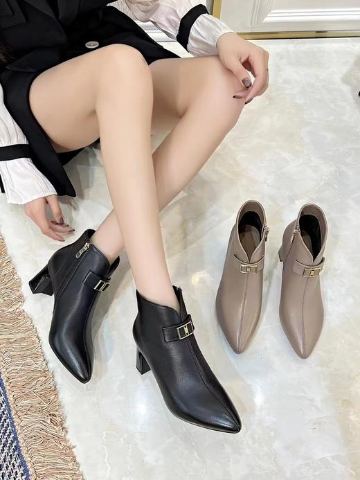 菲琳凡 23Mⅹ1023卡其色原价999元，现价499元 商品图0