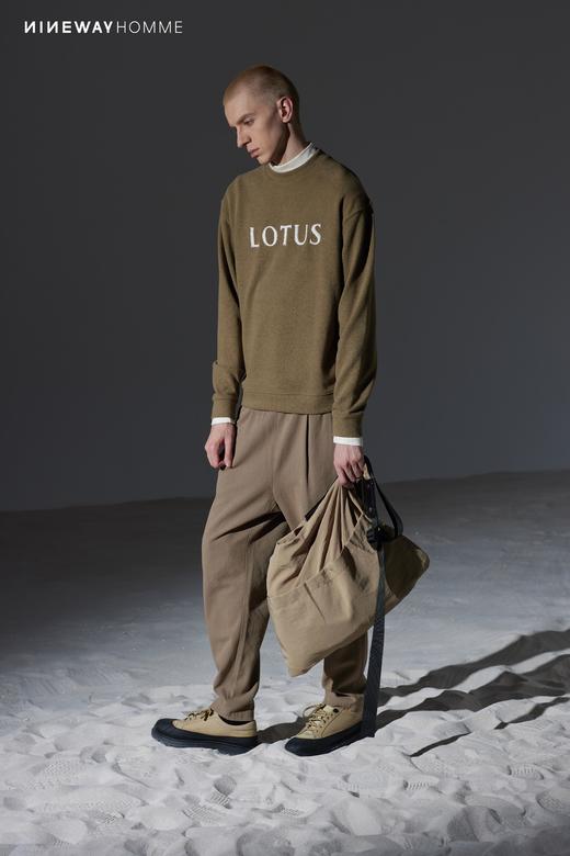 337318字母装饰长袖卫衣 商品图4