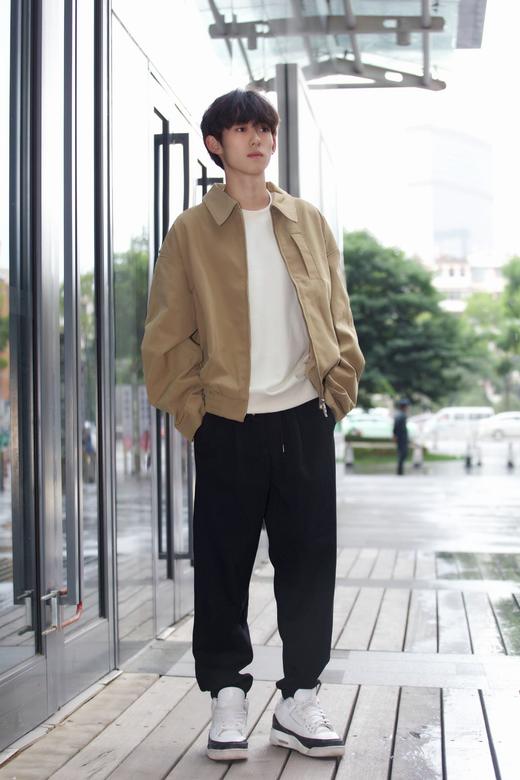 330472783极简休闲夹克 商品图3